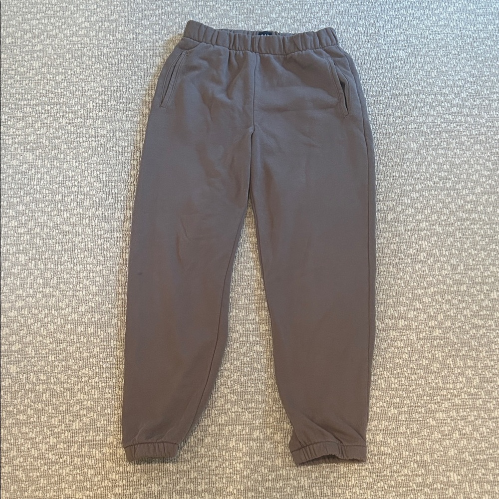 Gap vintage soft taupe sweatpants. Size small